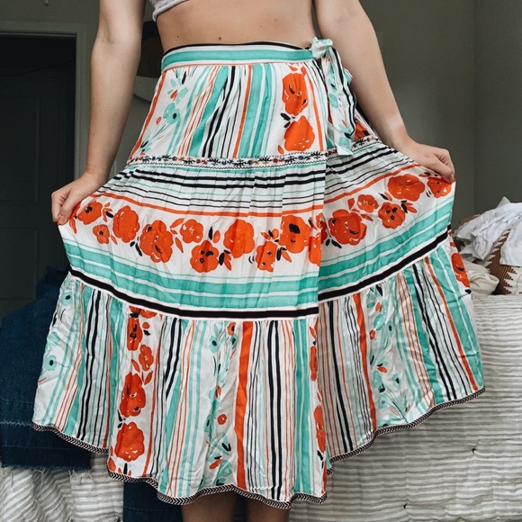 💀BOGO FREE NWT Anthropologie midi skirt - Picture 2 of 7